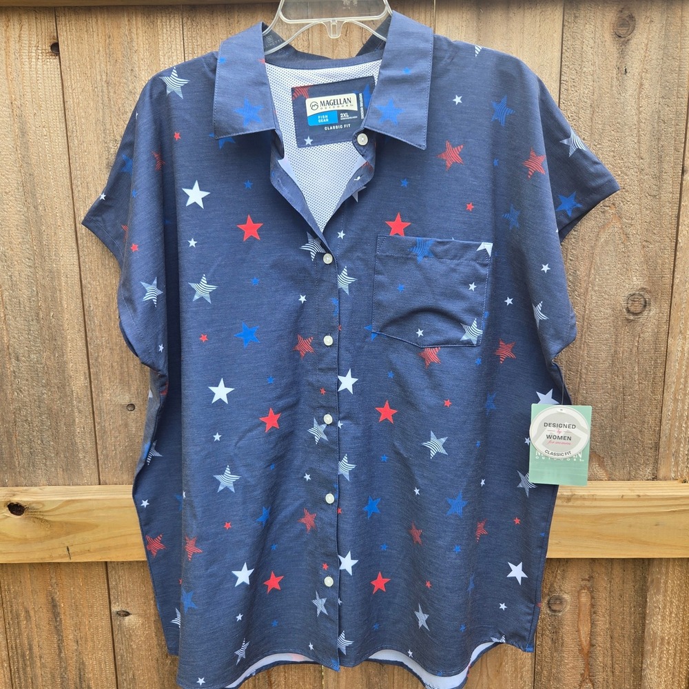 Magellan Outdoors Fish Gear Womens 2XL Americana Stars Fishing Shirt Blue NWT
